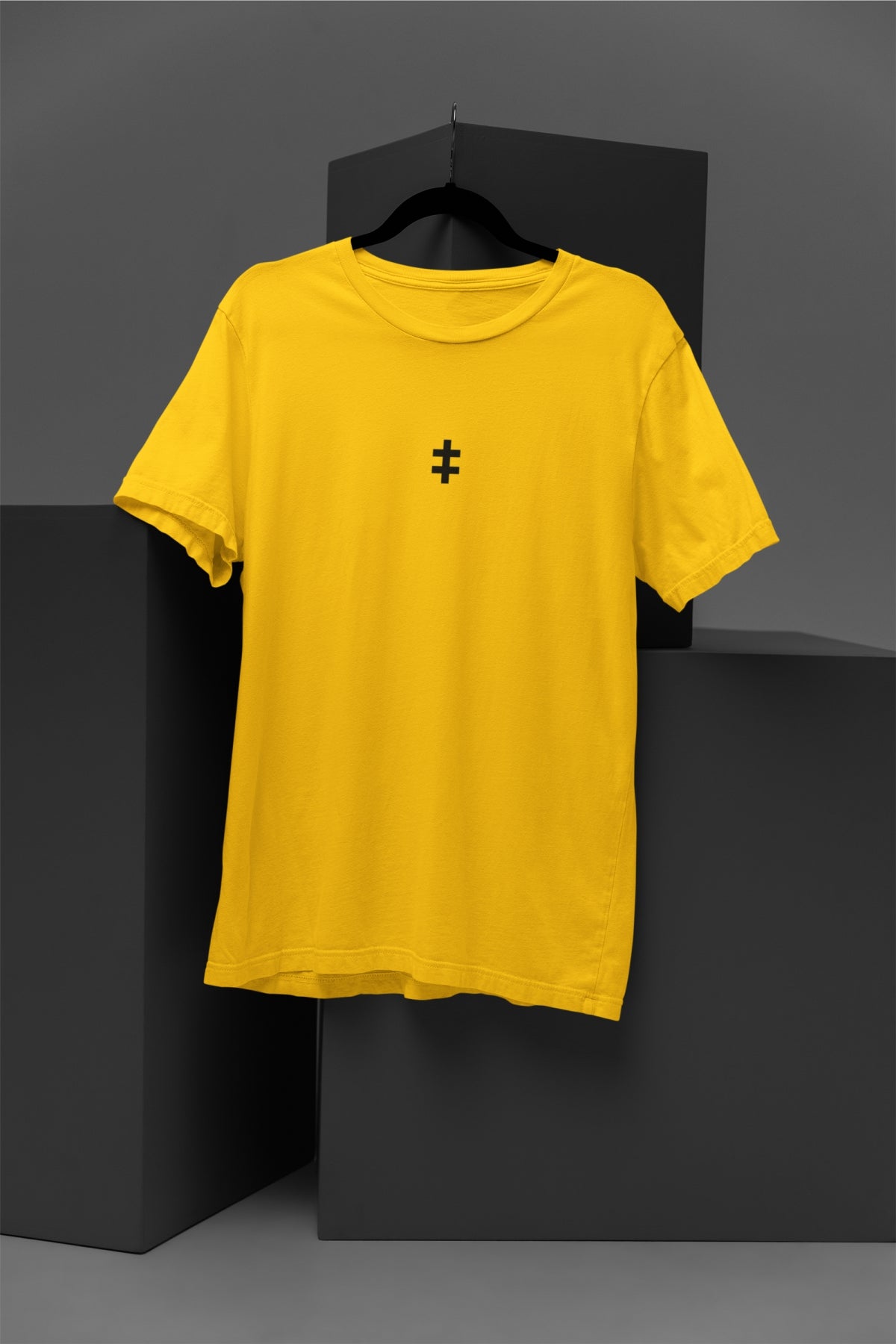Geltoni UNISEX marškinėliai "Juodas Jogailaičių kryžius" PASKUTINIAI VIENETAI (BC e190)