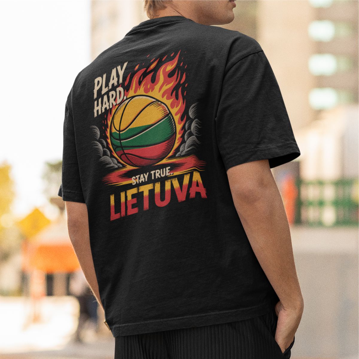 Juodi OVERSIZED marškinėliai su spauda ant nugaros "Play hard"
