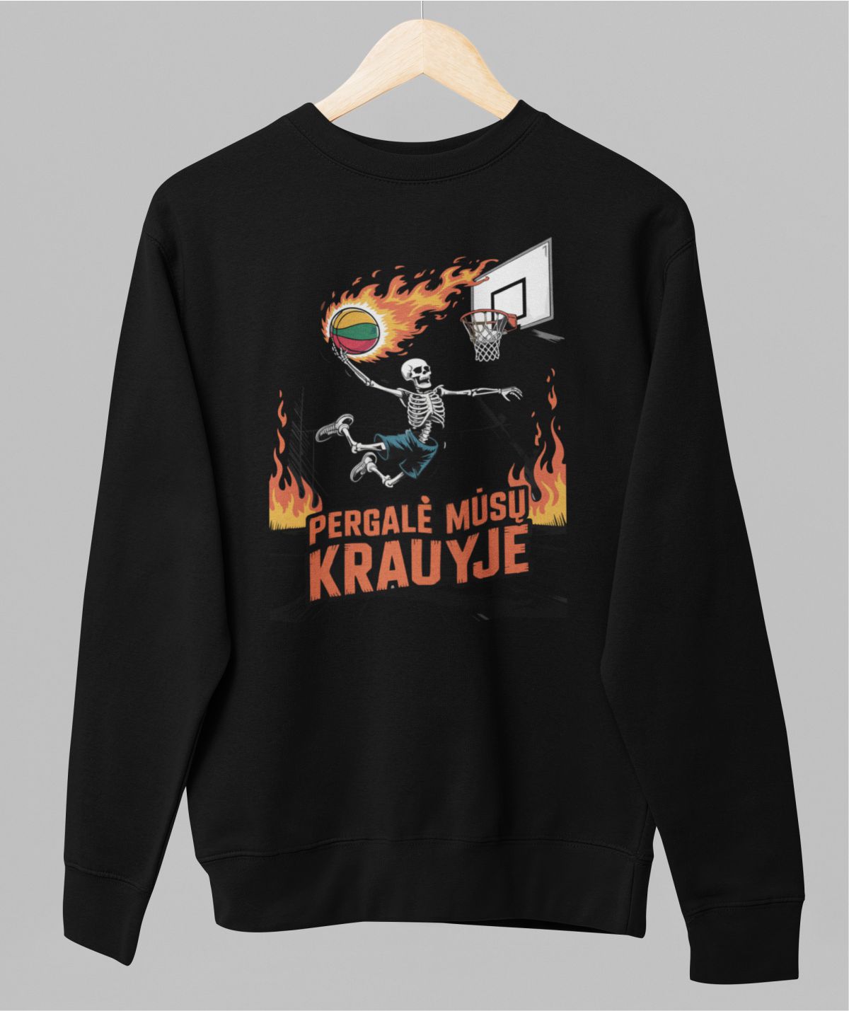 Juodas džemperis be gobtuvo "Pergalė kraujyje"