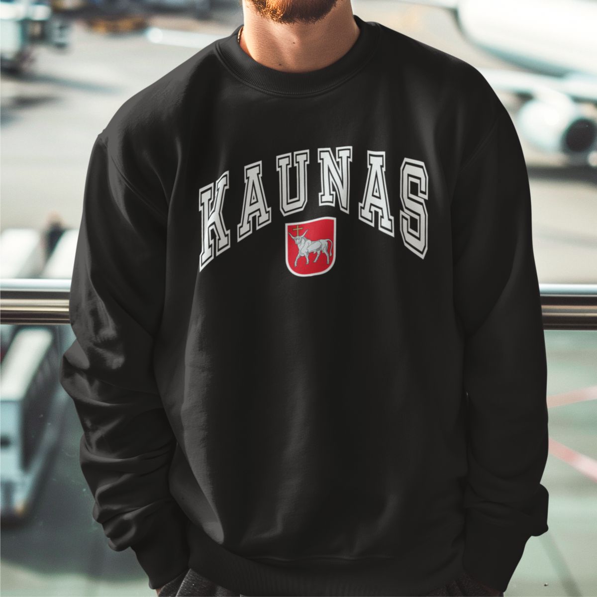 Juodas džemperis be gobtuvo "Kaunas su herbu"