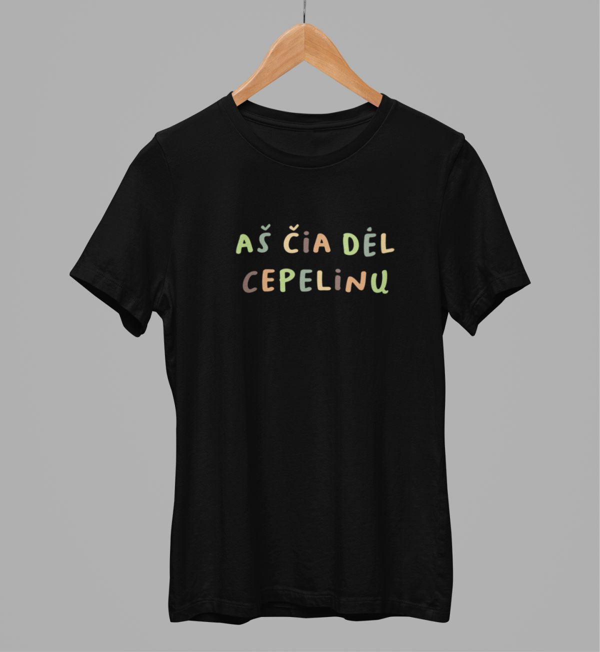 Juodi UNISEX marškinėliai "Aš čia dėl cepelinų"