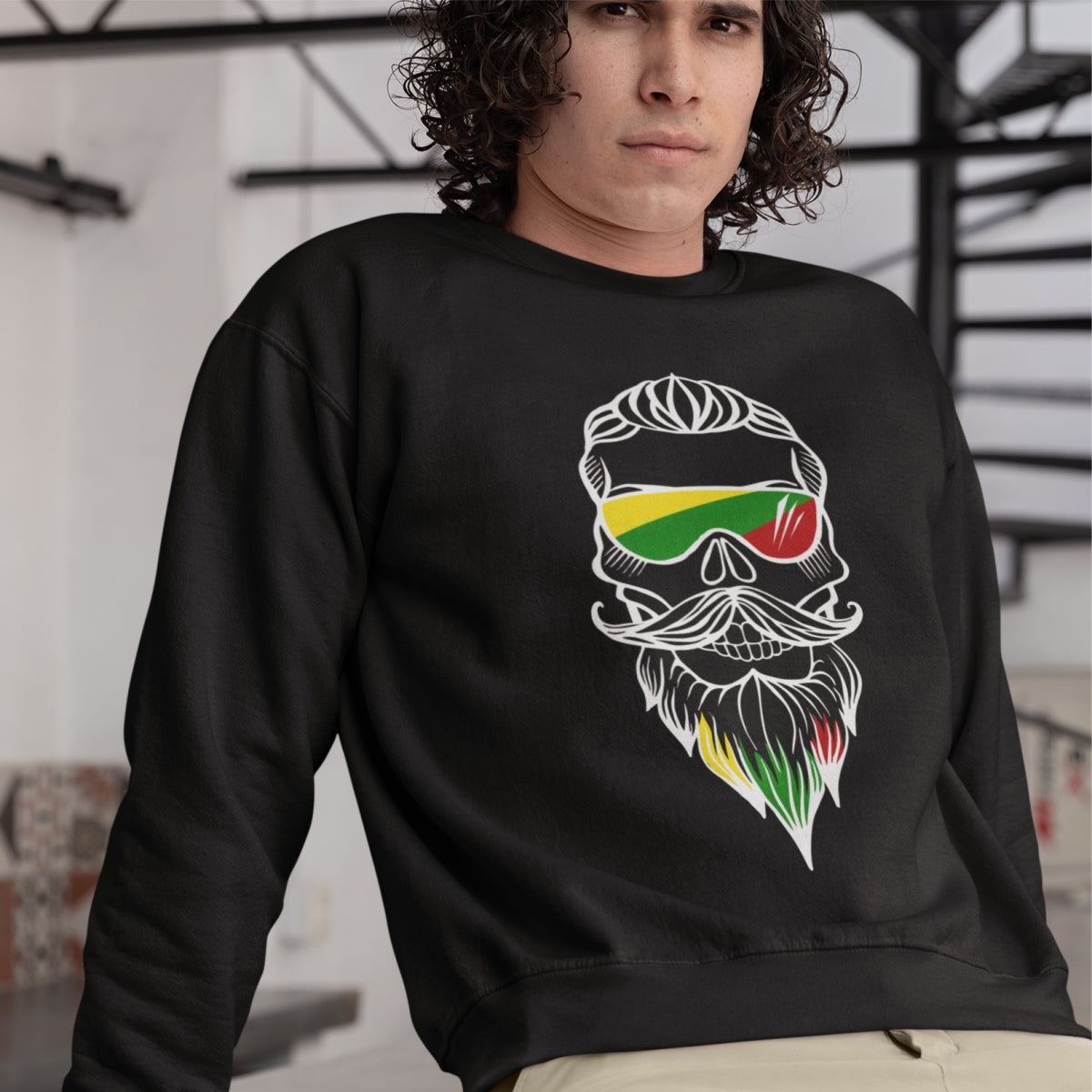Juodas UNISEX džemperis be gobtuvo "Barzdyla"