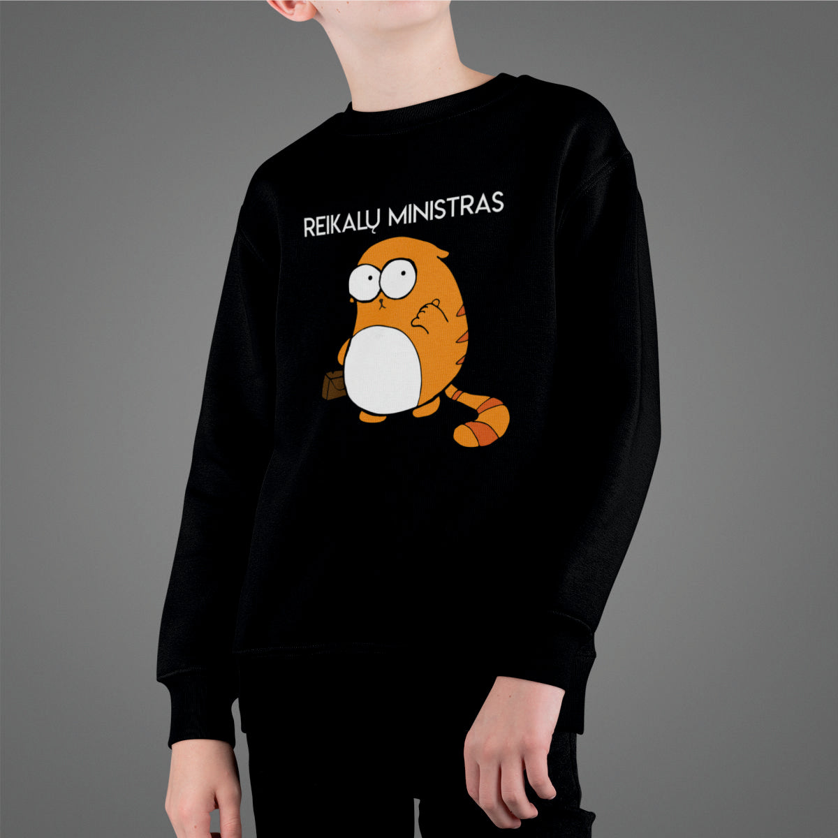 Vaikiškas juodas džemperis "Reikalų ministras"