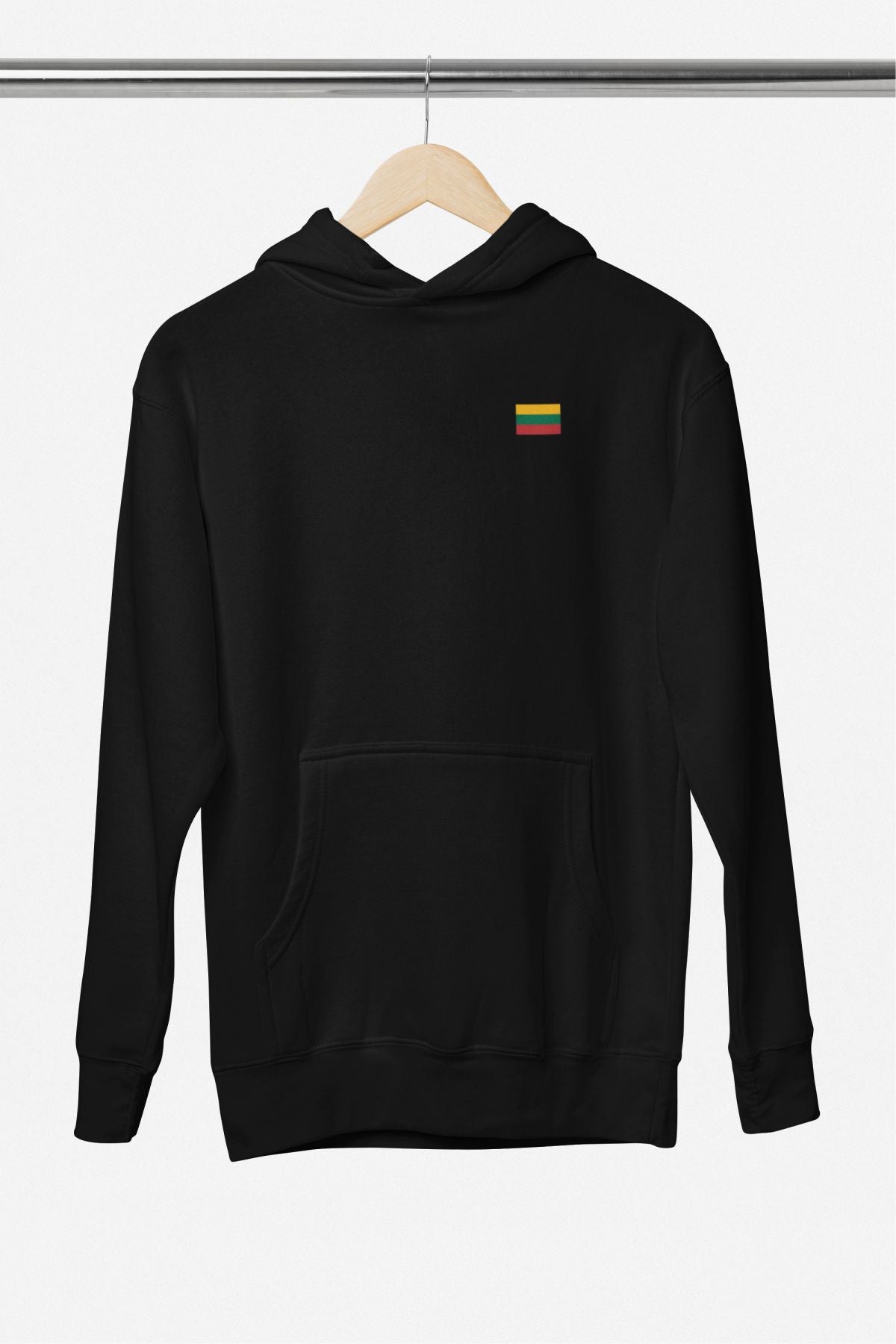 Juodas UNISEX džemperis su gobtuvu "Lietuvos vėliava ant širdies" (XS dydis) Pagaminta prekė. Greitas išsiuntimas!