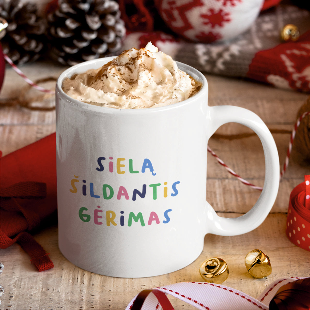 Puodelis su spauda "Sielą šildantis gėrimas"