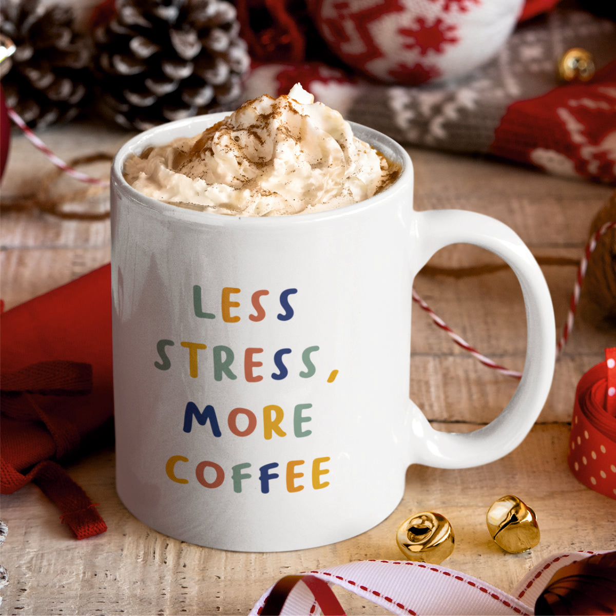 Puodelis su spauda "Less stress, more coffee"