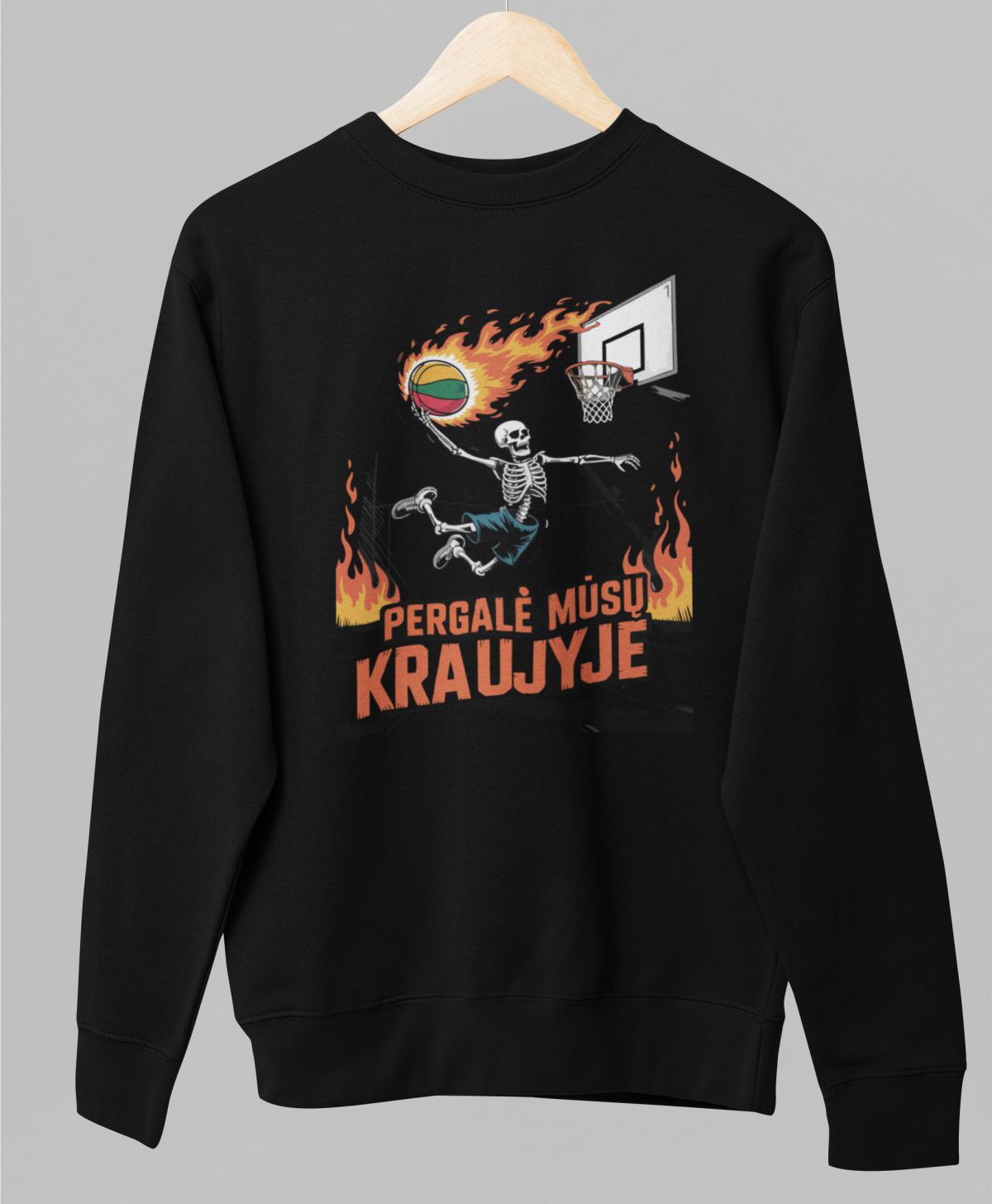 Juodas džemperis be gobtuvo "Pergalė kraujyje"