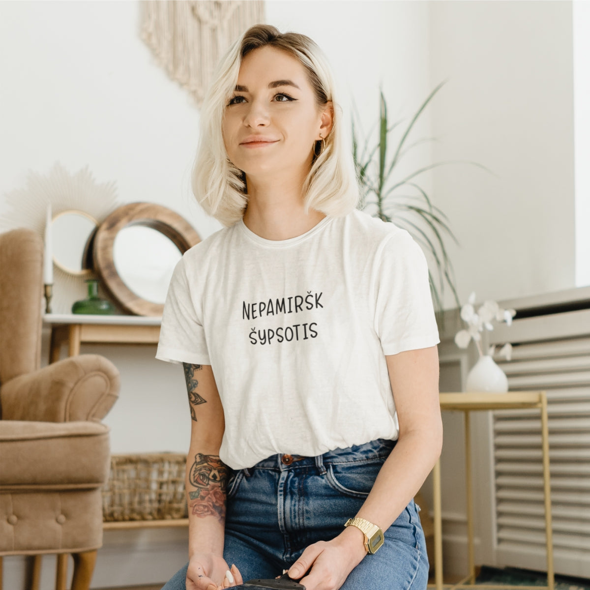 Balti UNISEX marškinėliai "Nepamiršk šypsotis"