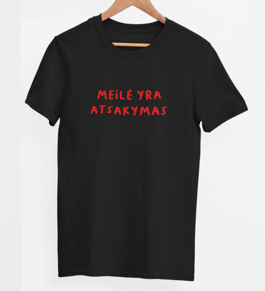 Juodi UNISEX marškinėliai "Meilė yra atsakymas"