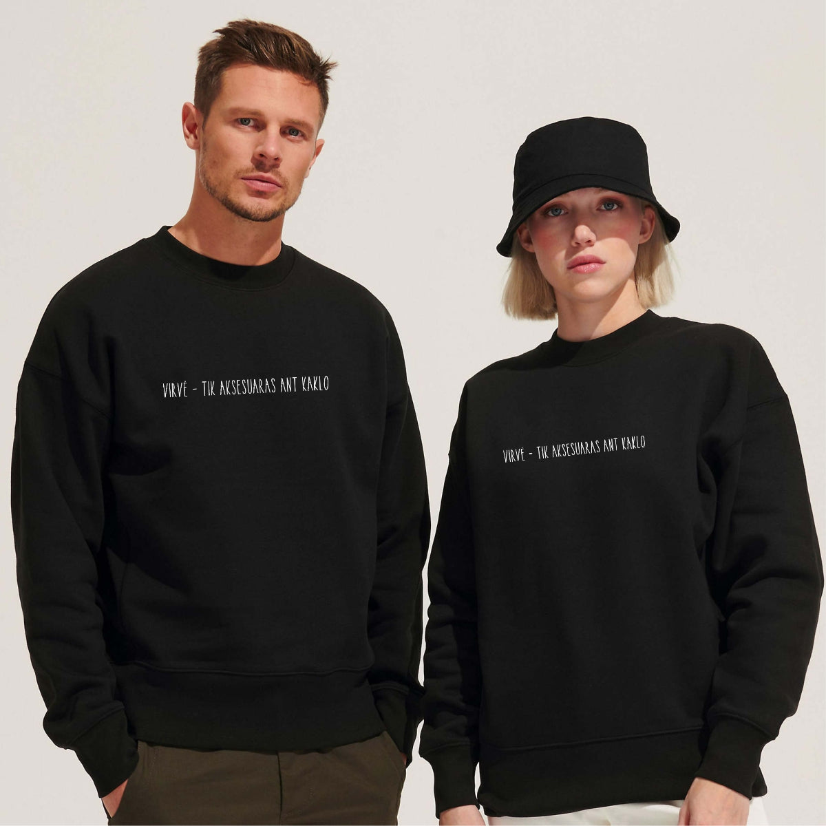 Juodas VITA ŽIBA džemperis "Virvė - tik aksesuaras ant kaklo"