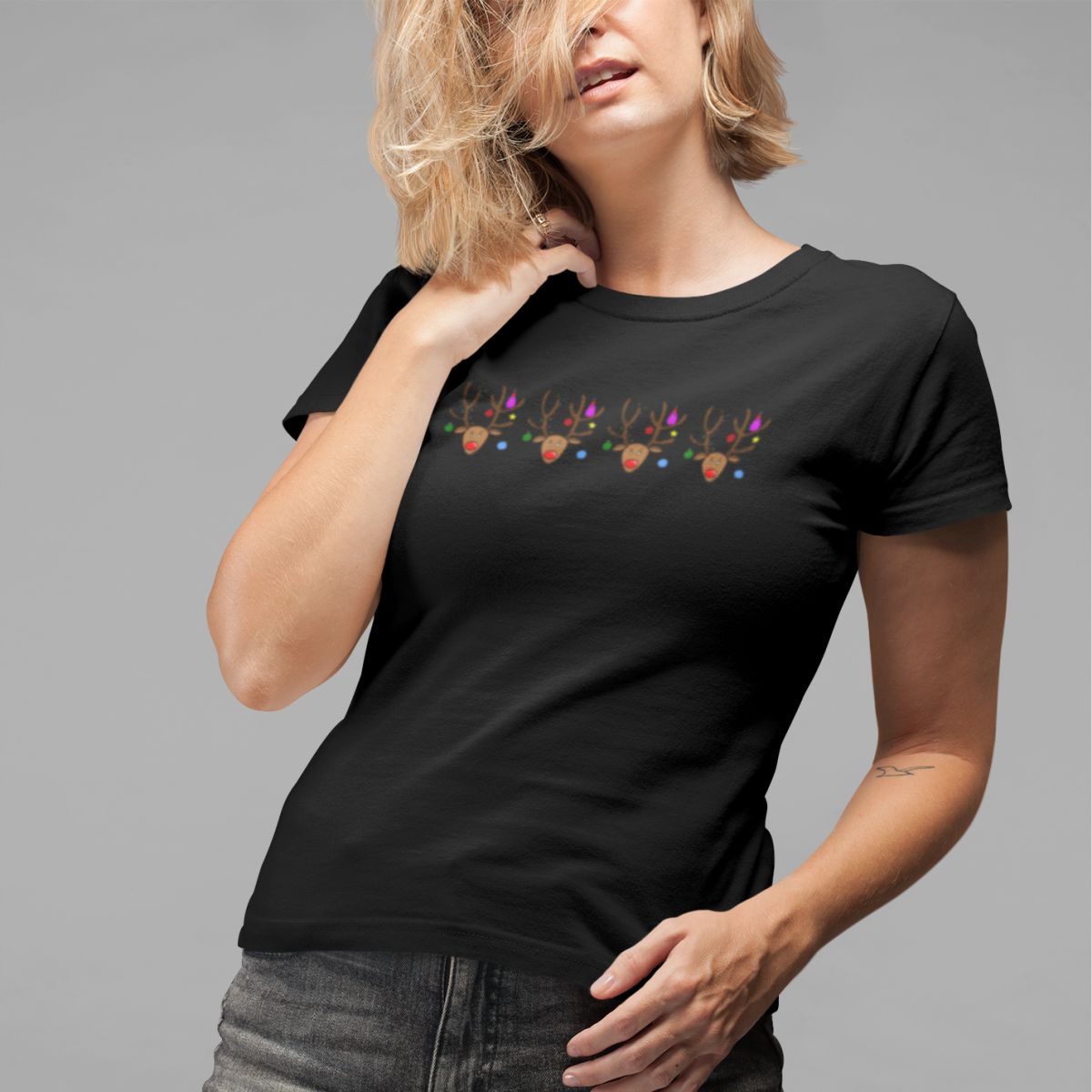 Juodi moteriški marškinėliai "Briedžiukai" (S, M, L, XL, 2XL dydis) ŠIURPNAKČIO PASIŪLYMAS