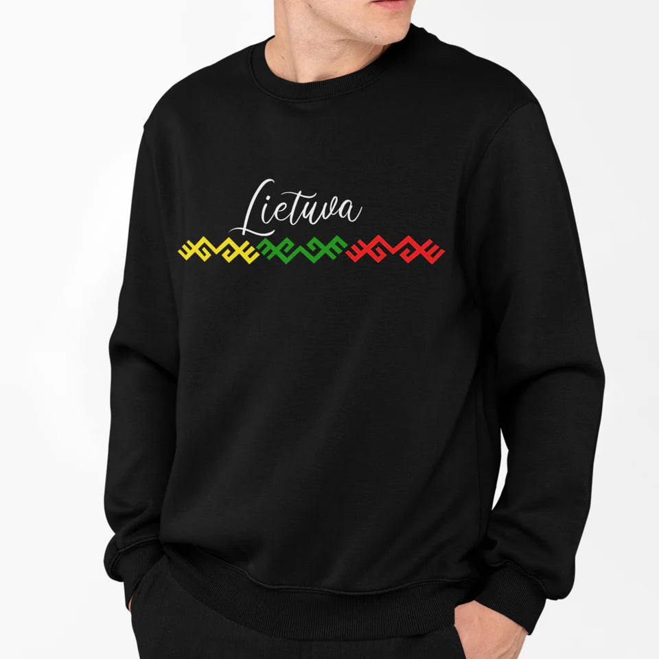 Juodas džemperis be gobtuvo "Ornamentų trispalvė" Pagaminta prekė (3XL dydis)