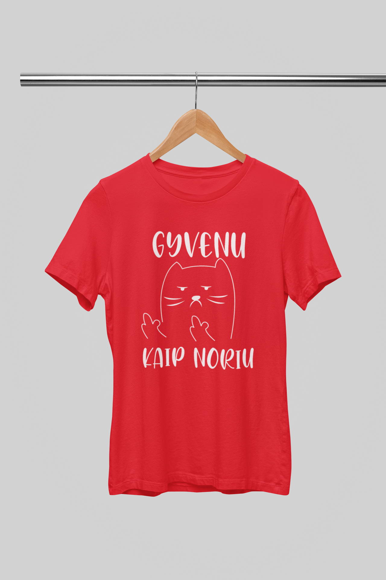 Raudonos spalvos UNISEX marškinėliai "Gyvenu kaip noriu“