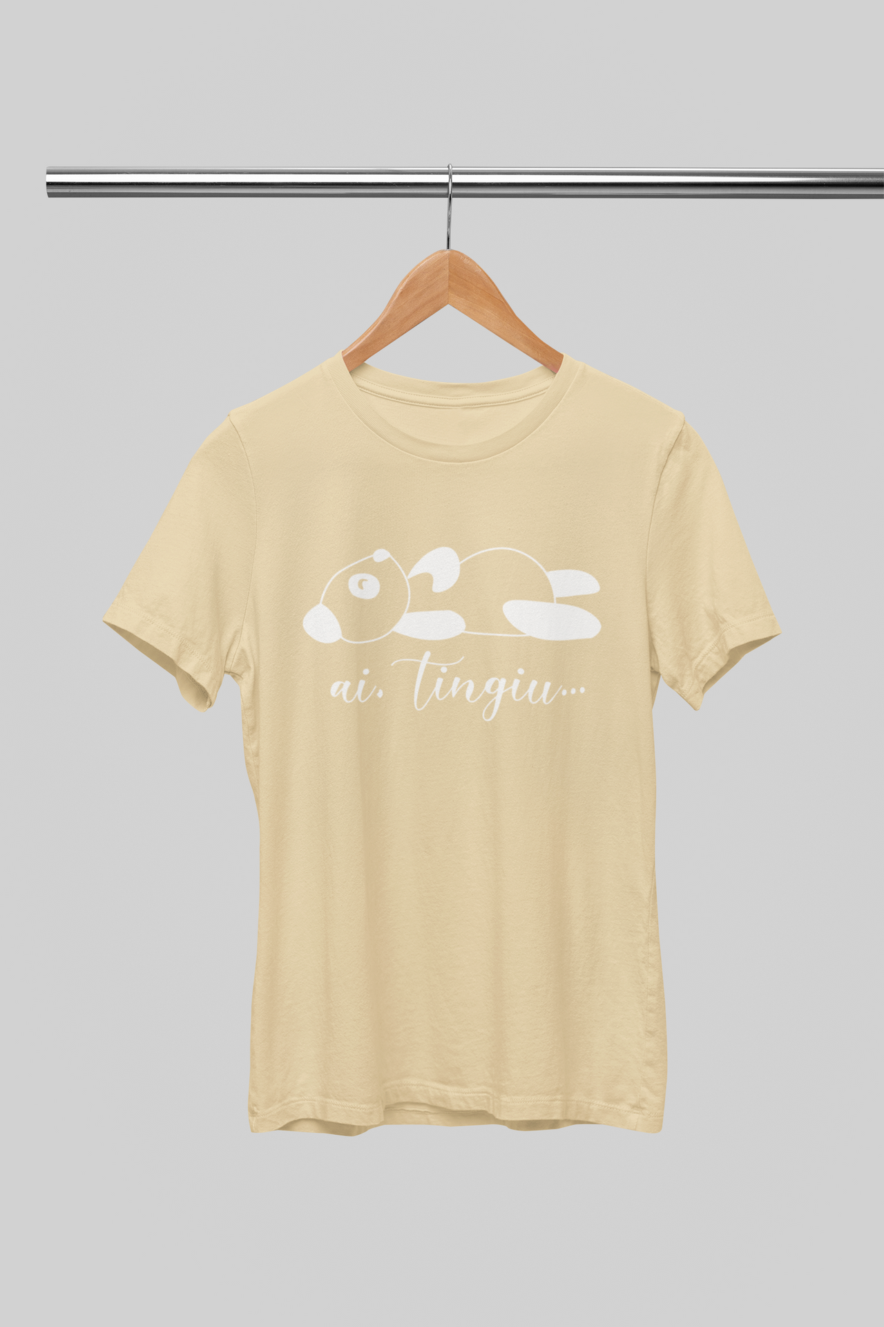 Smėlinės spalvos UNISEX marškinėliai "Tingiu“