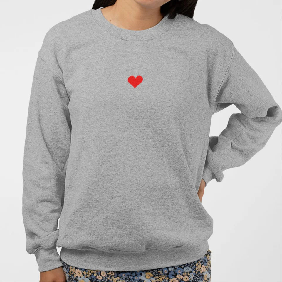 Pilkas melanžinis UNISEX organinis džemperis "Raudona širdelė" (2XL dydis). Pagaminta prekė. Greitas išsiuntimas!