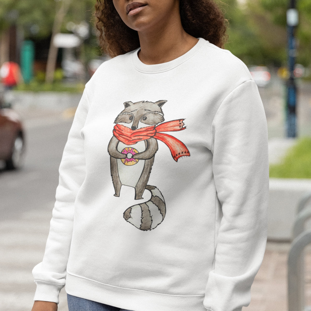 Baltas džemperis be gobtuvo "Meškėnas" (2XL, 3XL dydis) ŠIURPNAKČIO PASIŪLYMAS