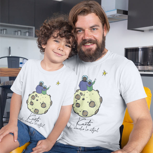 Balti UNISEX marškinėliai tėčiui ir vaikui "Kartu iki mėnulio ir atgal"