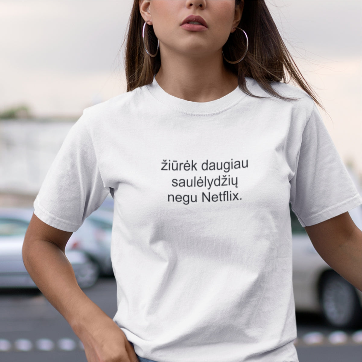 Balti UNISEX marškinėliai "Daugiau saulėlydžių"