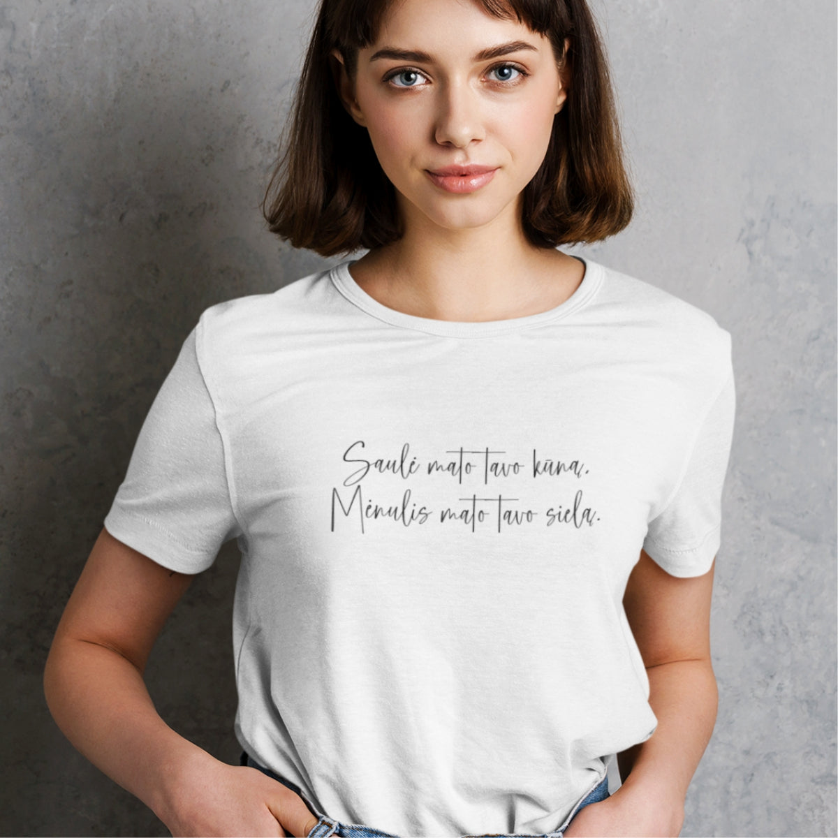 Balti UNISEX marškinėliai "Saulė mato tavo kūną"