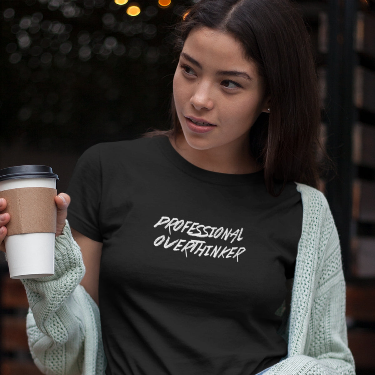 Juodi UNISEX marškinėliai "Overthinker"