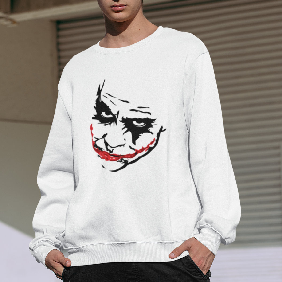 Baltas UNISEX džemperis be gobtuvo "Džokeris"