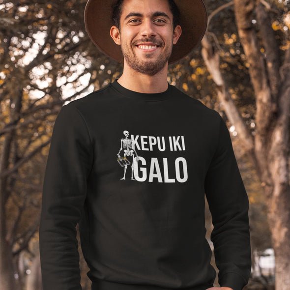 Juodas UNISEX džemperis be gobtuvo "Kepu iki galo"