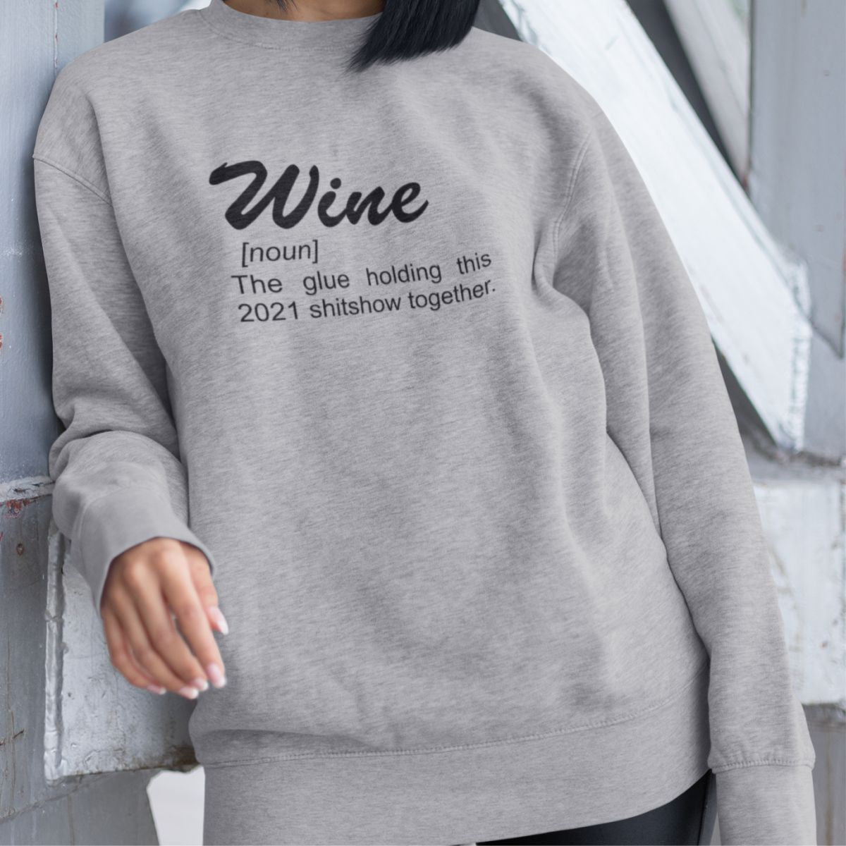 Pilkas džemperis be gobtuvo "Wine is the glue"