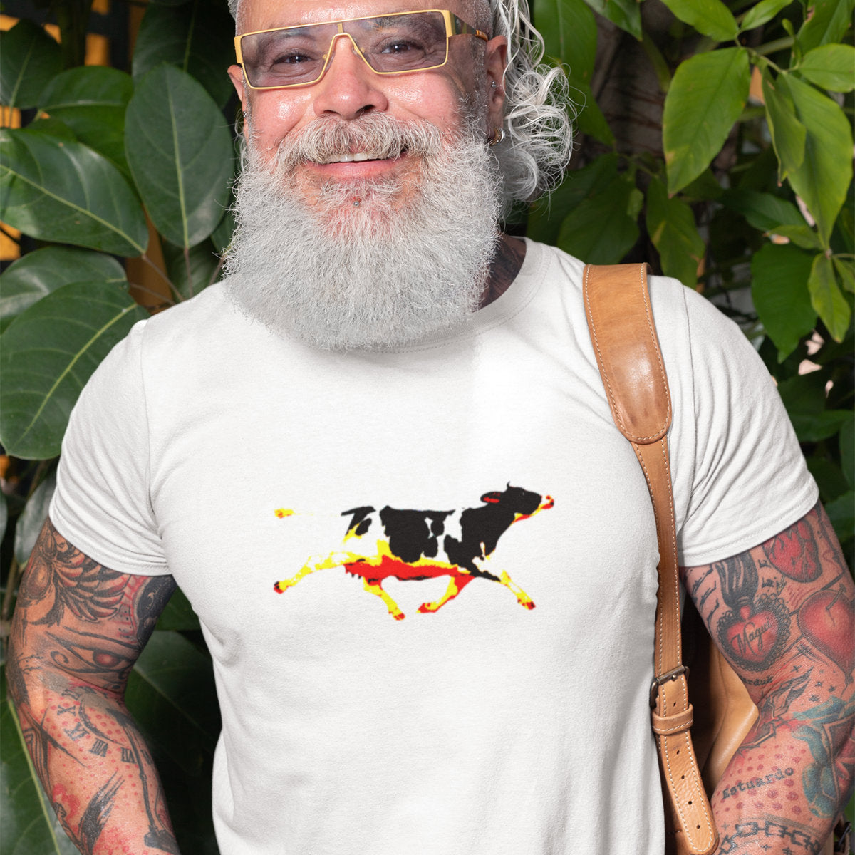 Balti UNISEX marškinėliai "Bėganti karvė"