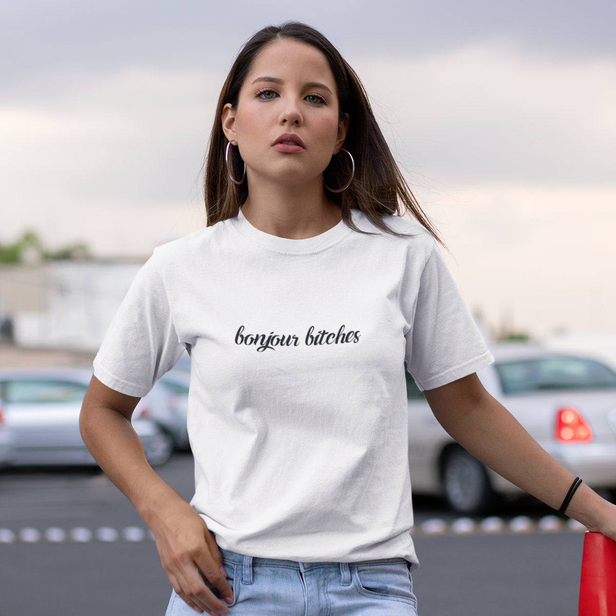 Balti UNISEX marškinėliai "Bonjour bitches"