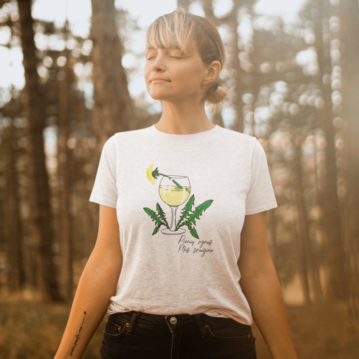 Balti UNISEX marškinėliai "Pienių vynas"