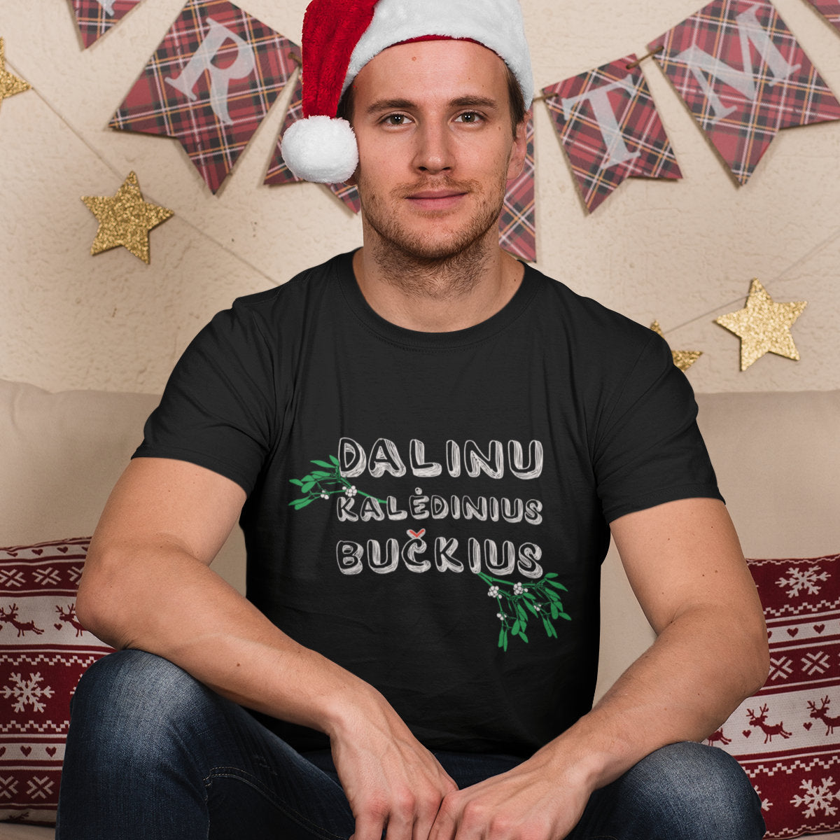 Juodi UNISEX kalėdiniai marškinėliai "Dalinu Kalėdinius bučkius"