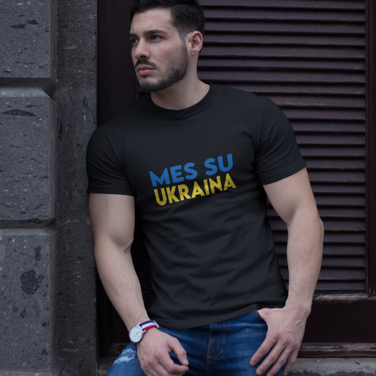 Juodi UNISEX marškinėliai "Mes su Ukraina“