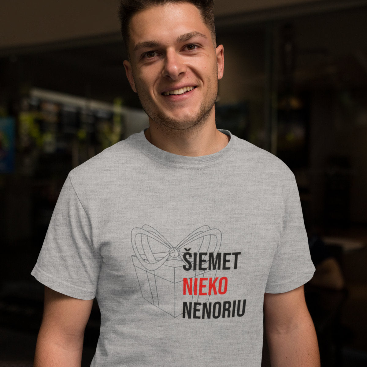 Pilki melanžiniai UNISEX marškinėliai "Šiemet nieko nenoriu"