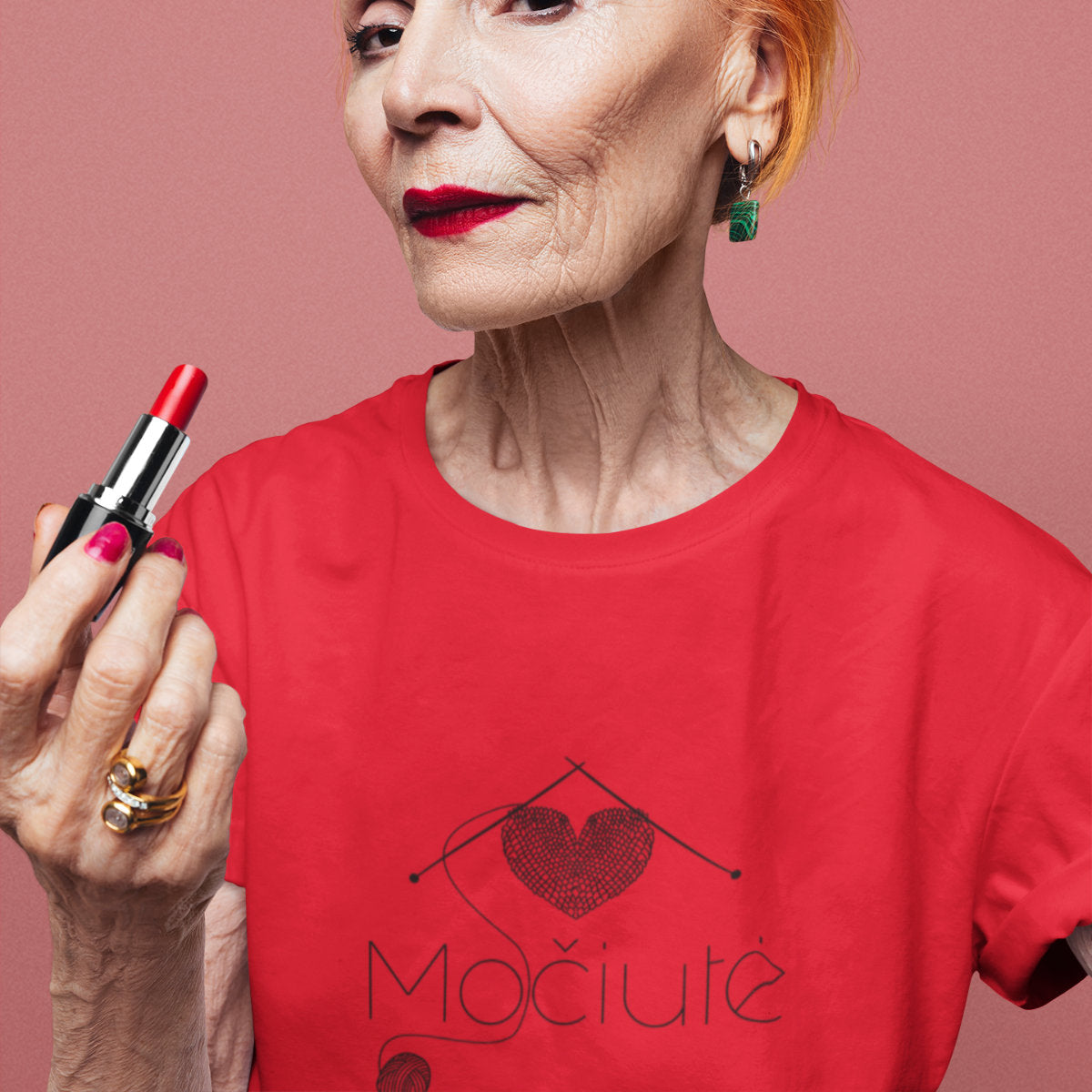 Raudoni unisex marškinėliai "Močiutės mezginys“