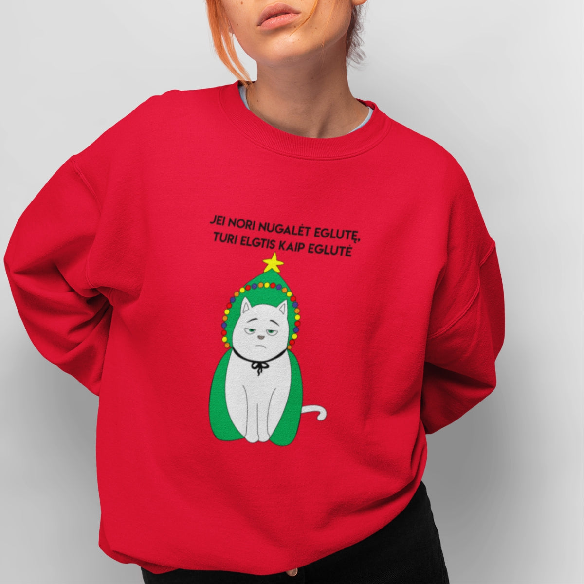 Raudonas UNISEX džemperis be gobtuvo "Jei nori nugalėti eglutę"