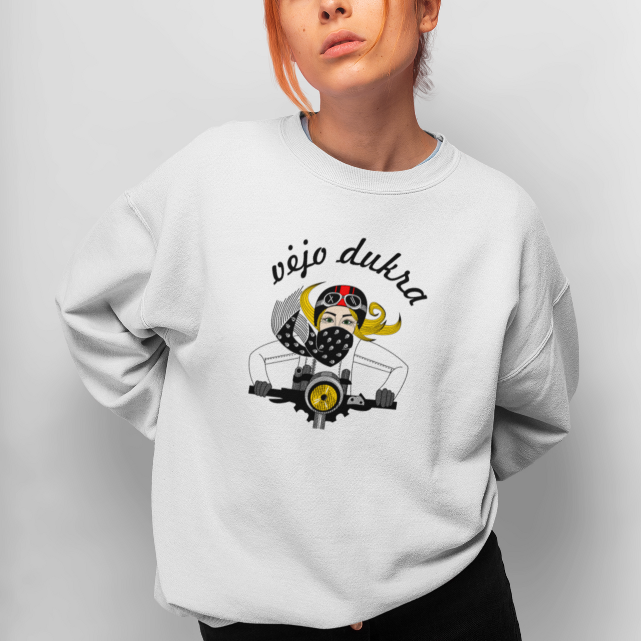 Baltas UNISEX džemperis be gobtuvo "Vėjo dukra"