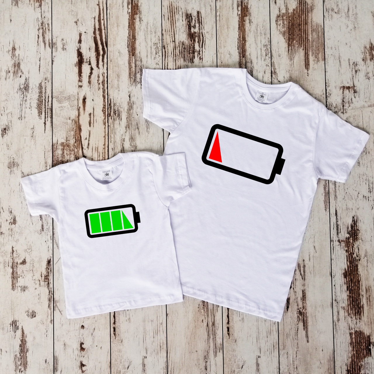 Balti marškinėliai "Baterijos“