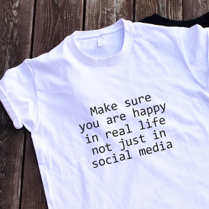Balti marškinėliai "Social media"