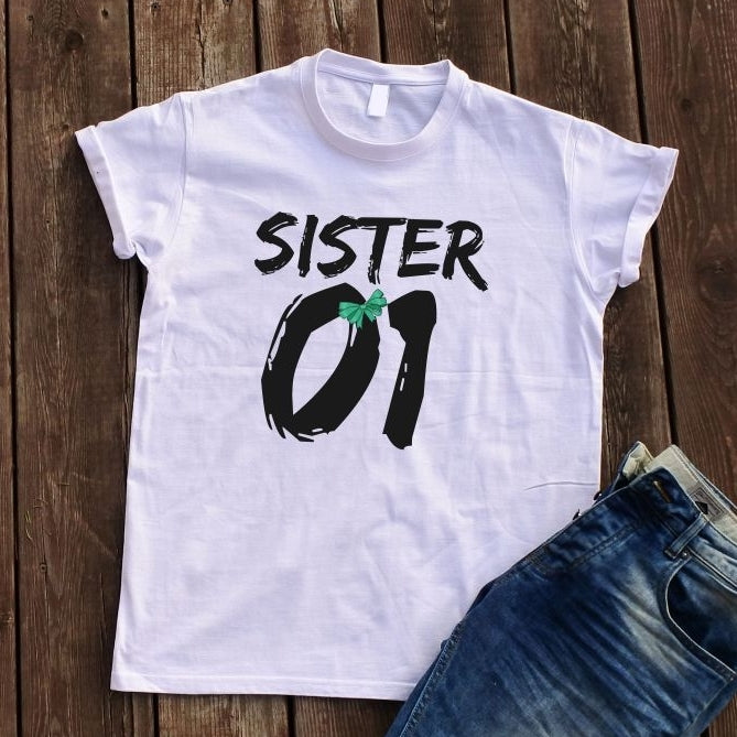 Balti UNISEX marškinėliai "Sisters“