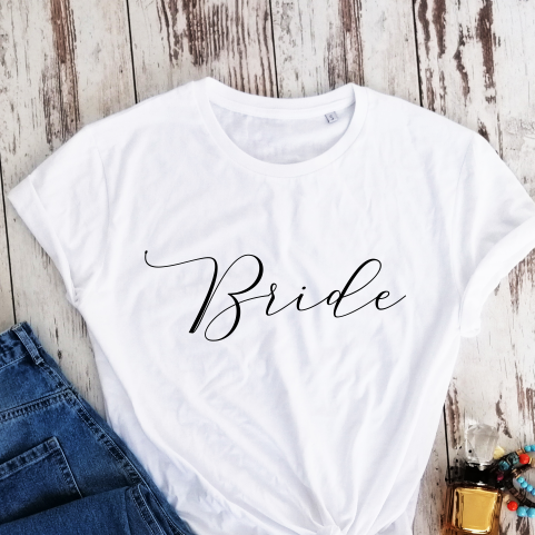 Balti unisex marškinėliai su užrašu "Bride“