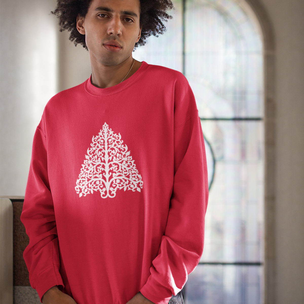 Raudonas džemperis be gobtuvo "Ornamentinė eglutė" (XS dydis) ŠIURPNAKČIO PASIŪLYMAS