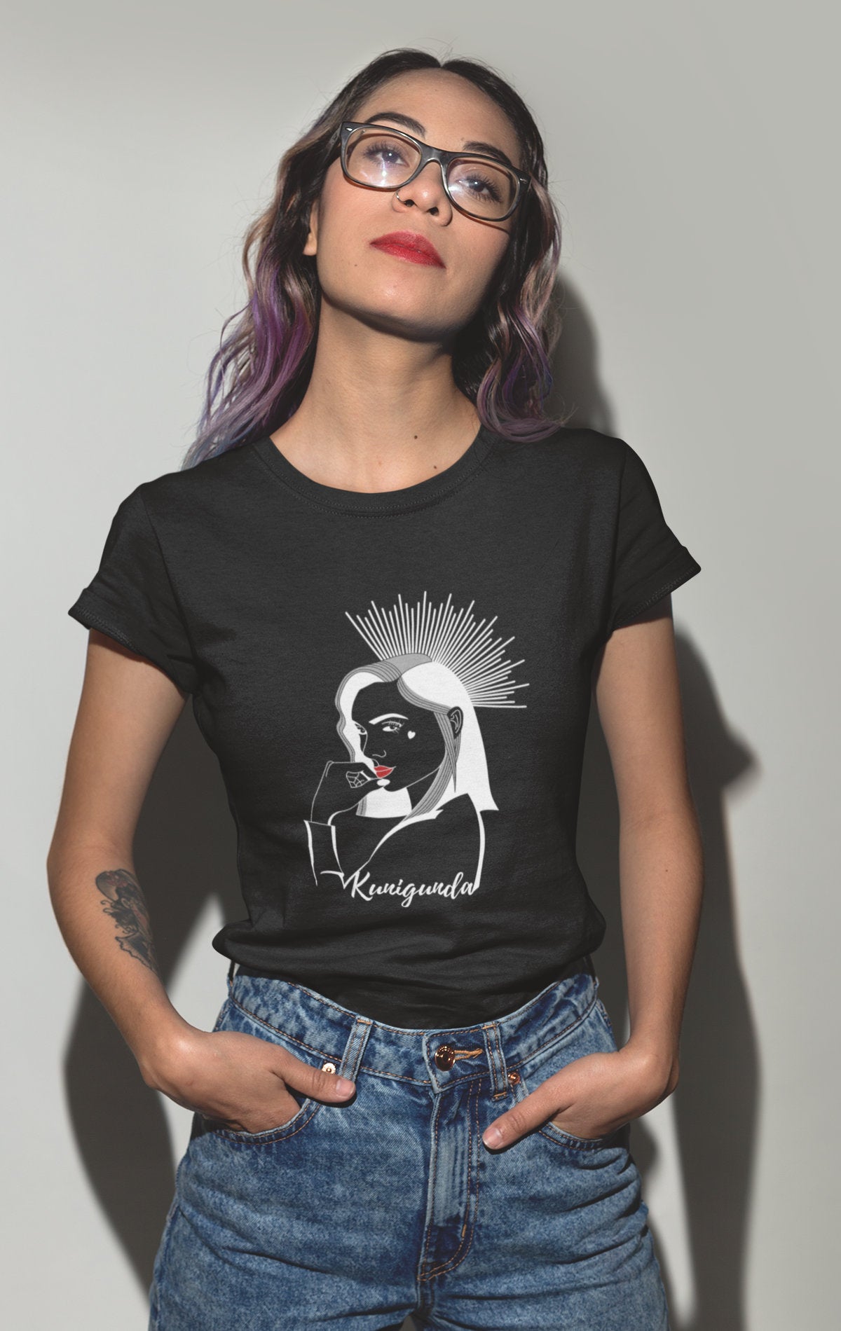 Juodi moteriški marškinėliai "Kunigunda"