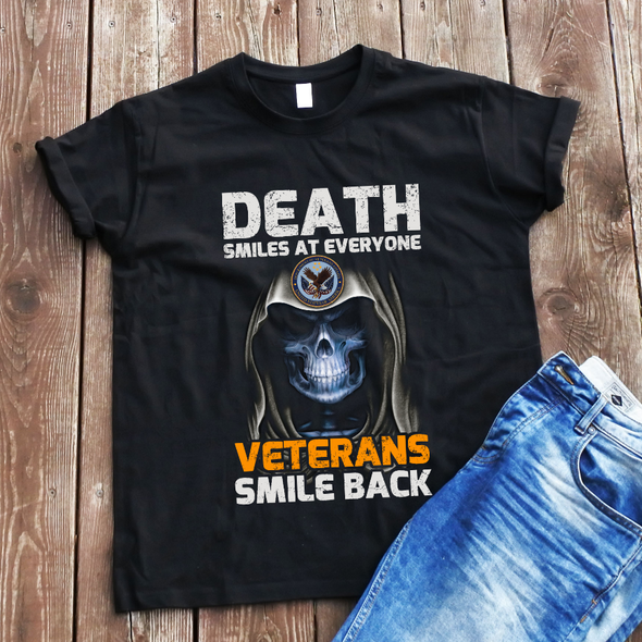 Juodi marškinėliai "Death“