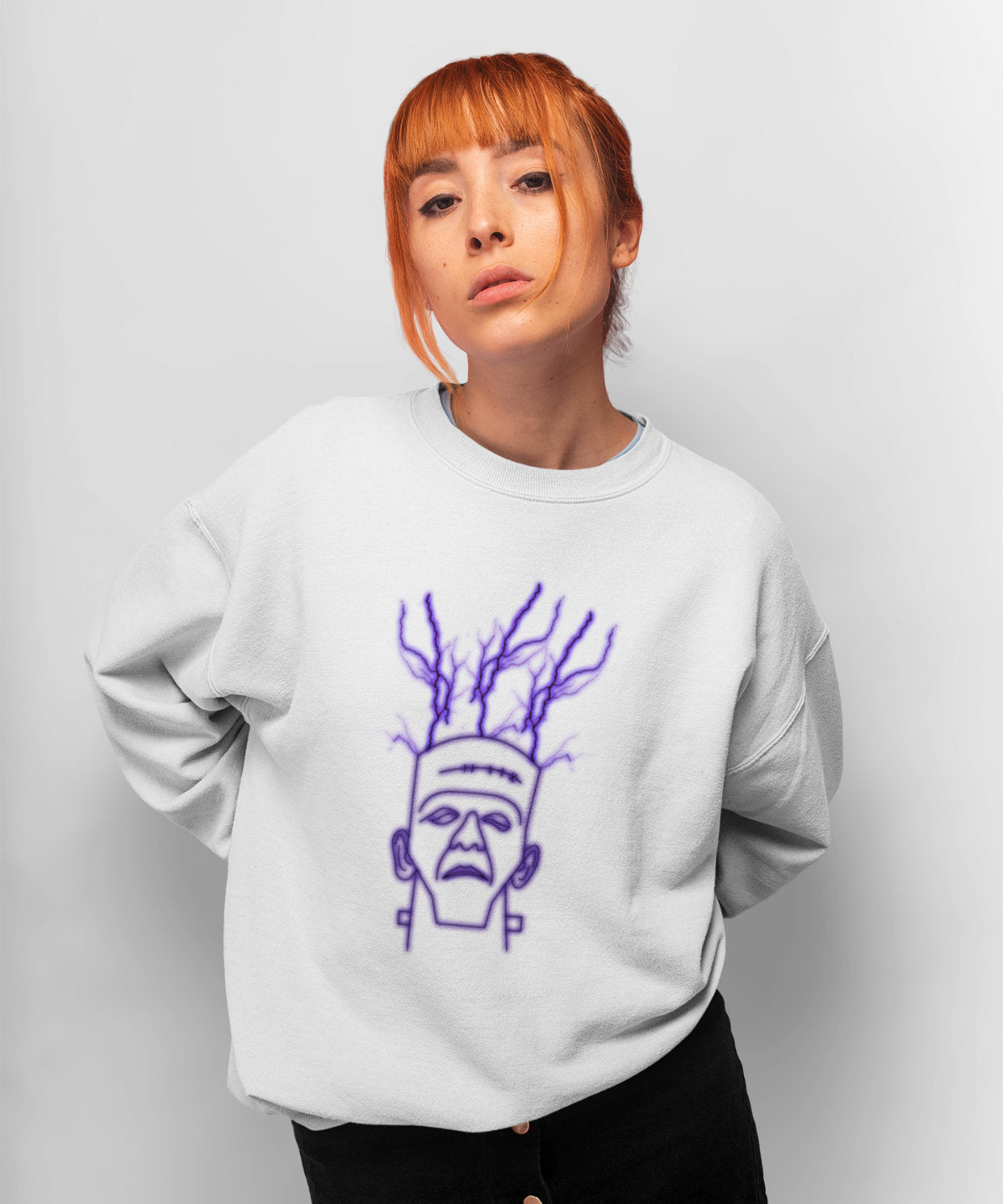 Baltas UNISEX džemperis be gobtuvo "Frankenšteinas"