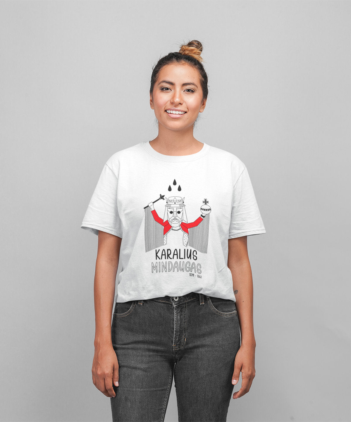 Balti UNISEX marškinėliai "LDK KARALIUS MINDAUGAS SU UŽRAŠU"