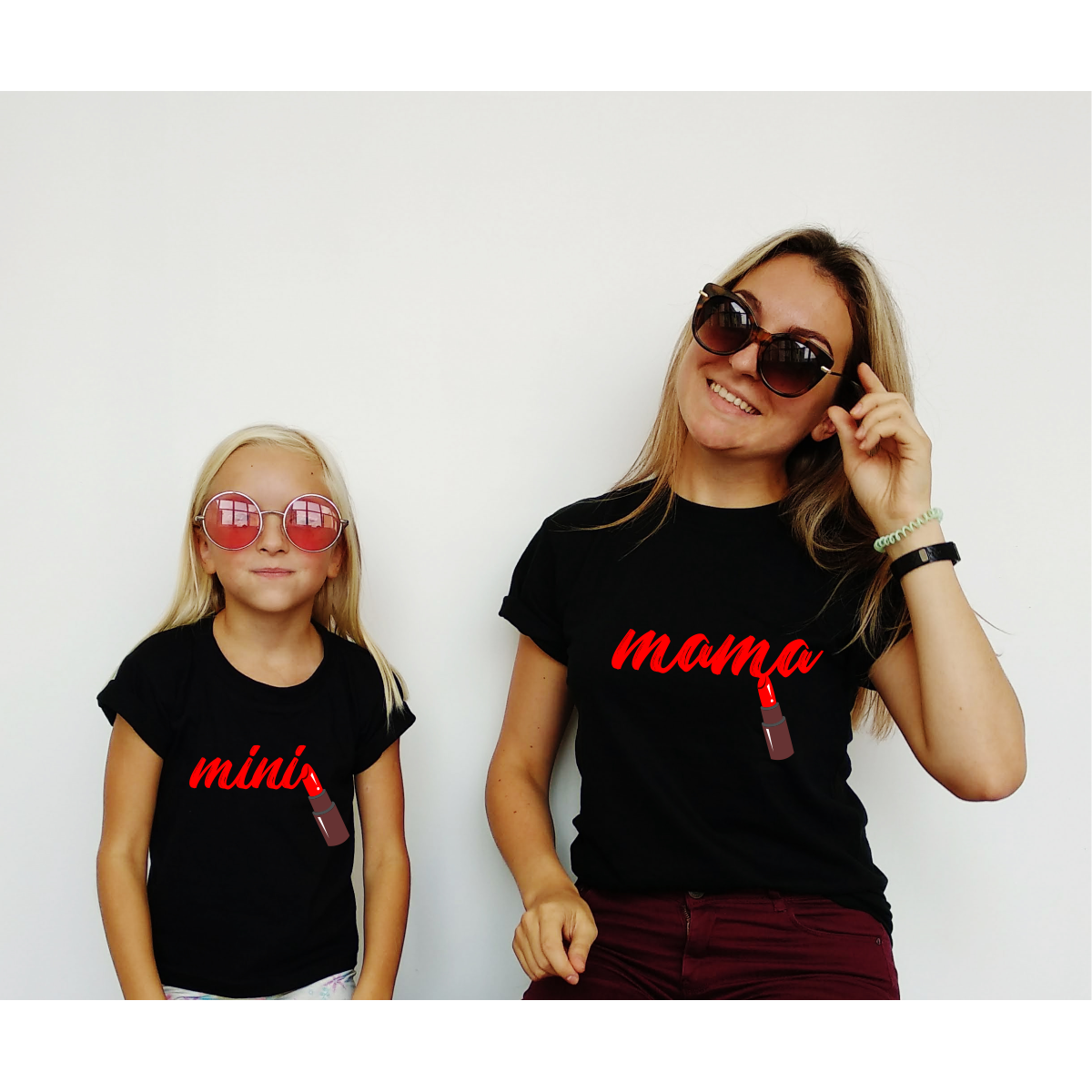 Juodi marškinėliai "Lūpdažis“