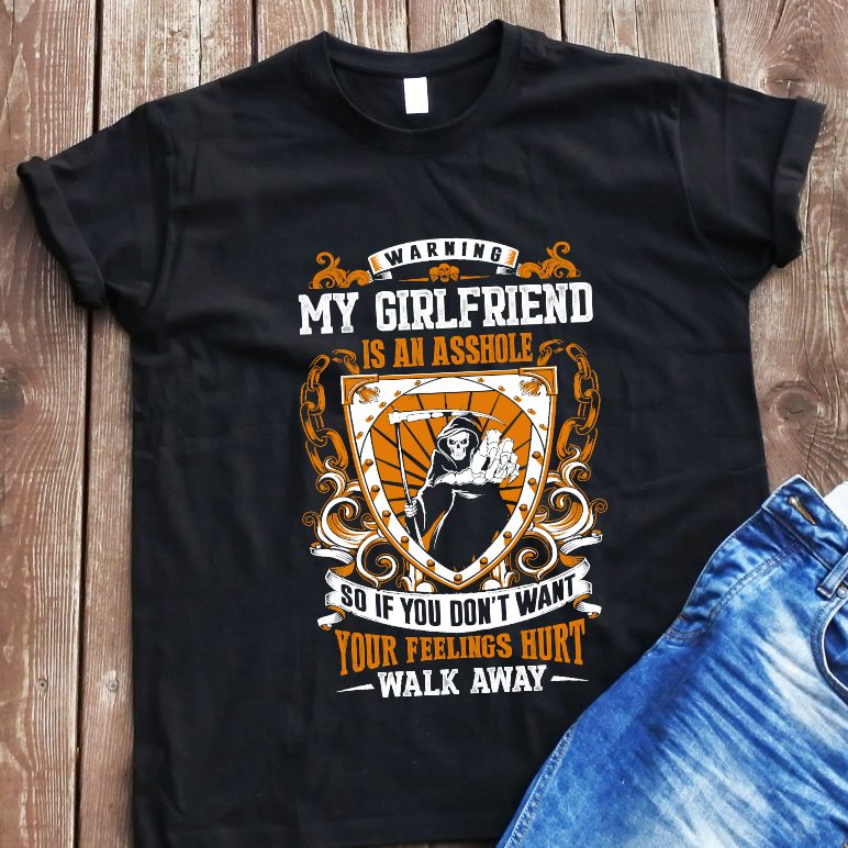 Juodi marškinėliai "My girlfriend“