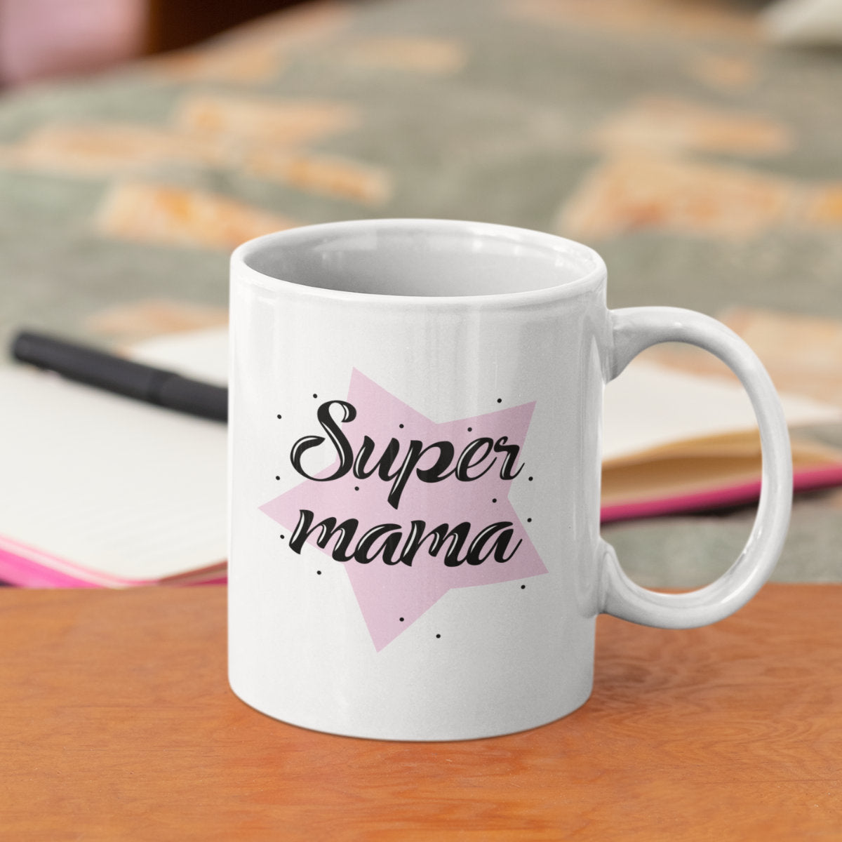 Puodelis su spauda "Super mama su žvaigžde"